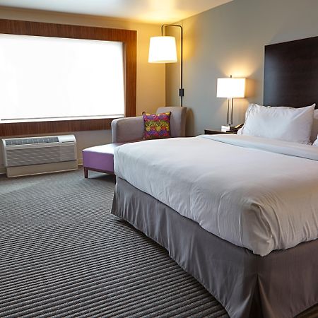 Holiday Inn Express And Suites Tahlequah By Ihg Ngoại thất bức ảnh